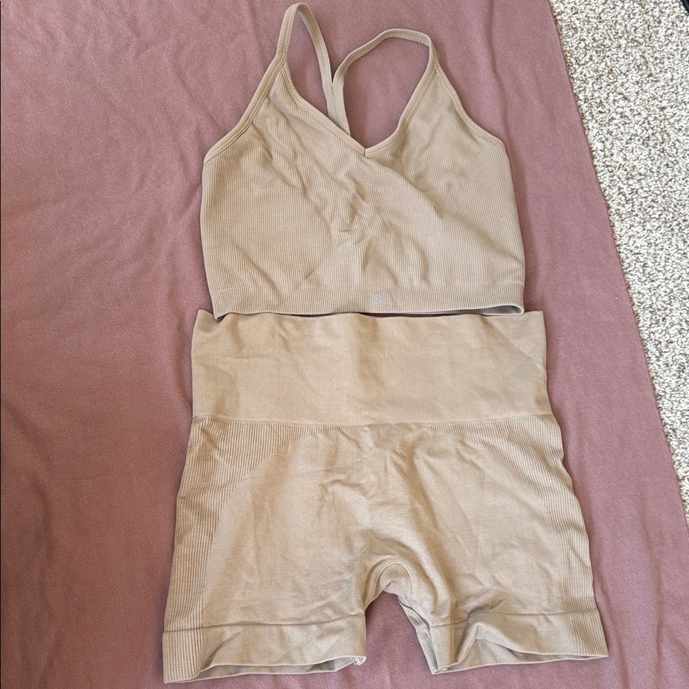 Seamless Tan Workout Set
